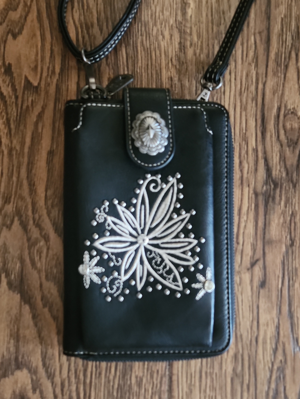 Black Floral Embroidered Crossbody Wallet Bag